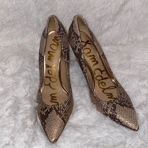 Sam Edelman rose gold snake print, size 9 1/2. Will fit a size 10